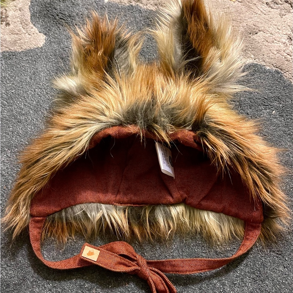 Native Fable Fox Bonnet - Picture 8 of 10
